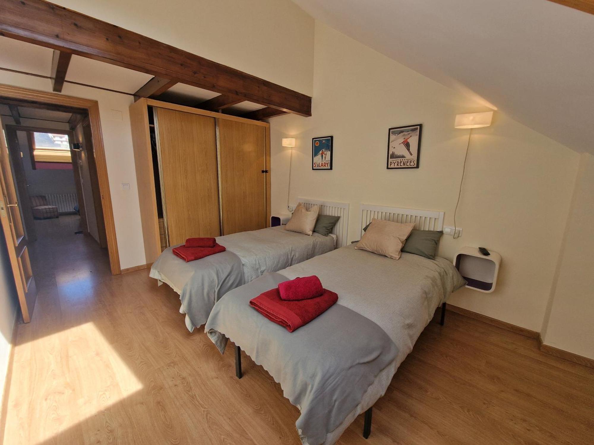 Apartamento Gabas Biescas  Bagian luar foto